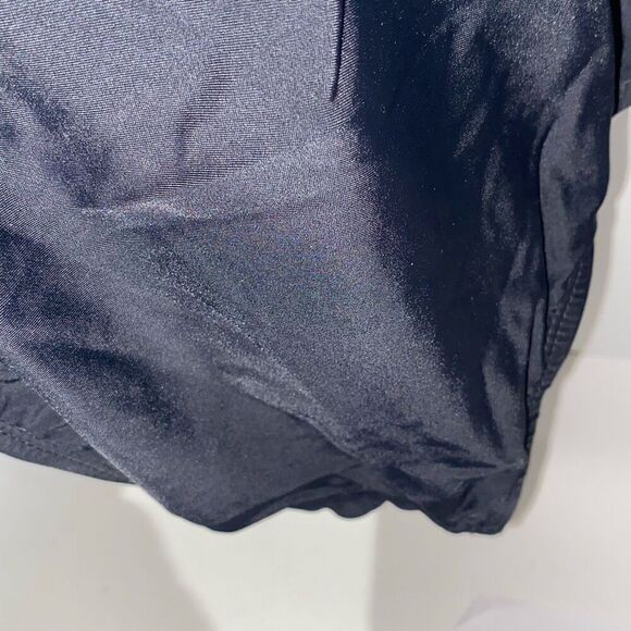 Ellen Tracy Women's Black Scallop Padded Bandeau Strap One Piece Swimsuit Sz 12 - Picture 9 of 10